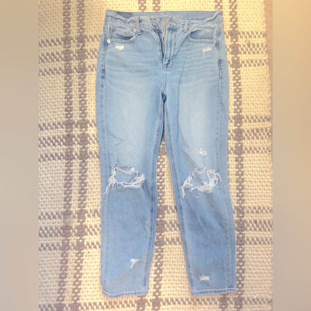 American Eagle Mom Jean